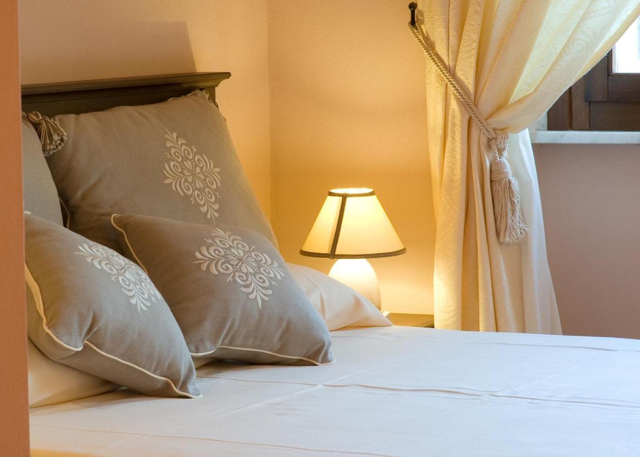 Piazza Azuni 18 Guest House ساساري المظهر الخارجي الصورة
