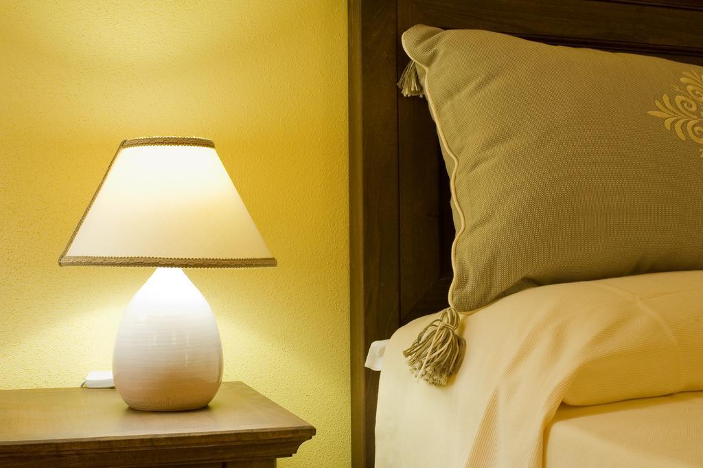 Piazza Azuni 18 Guest House ساساري الغرفة الصورة