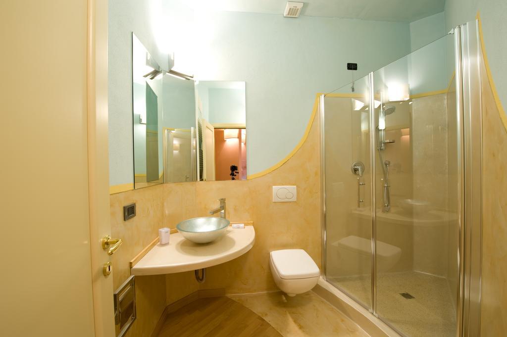 Piazza Azuni 18 Guest House ساساري الغرفة الصورة